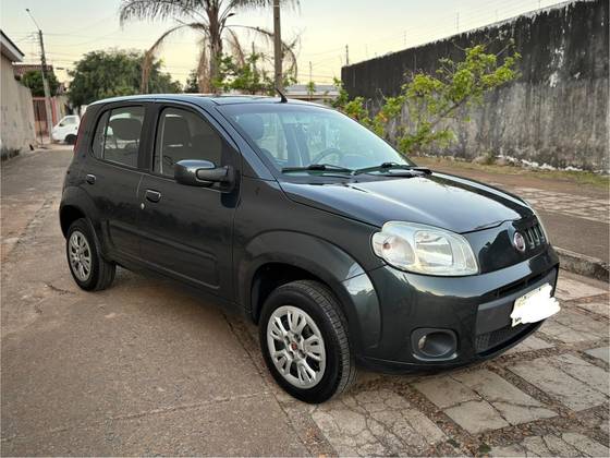 FIAT UNO 1.0 EVO VIVACE 8V FLEX 4P MANUAL